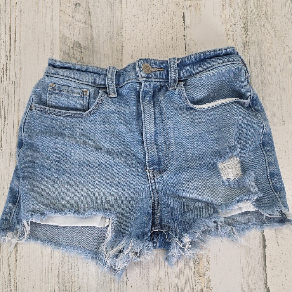 Hollister Light Blue Ultra High Rise Mom 3" Distressed Jean Shorts Size 0 W24
